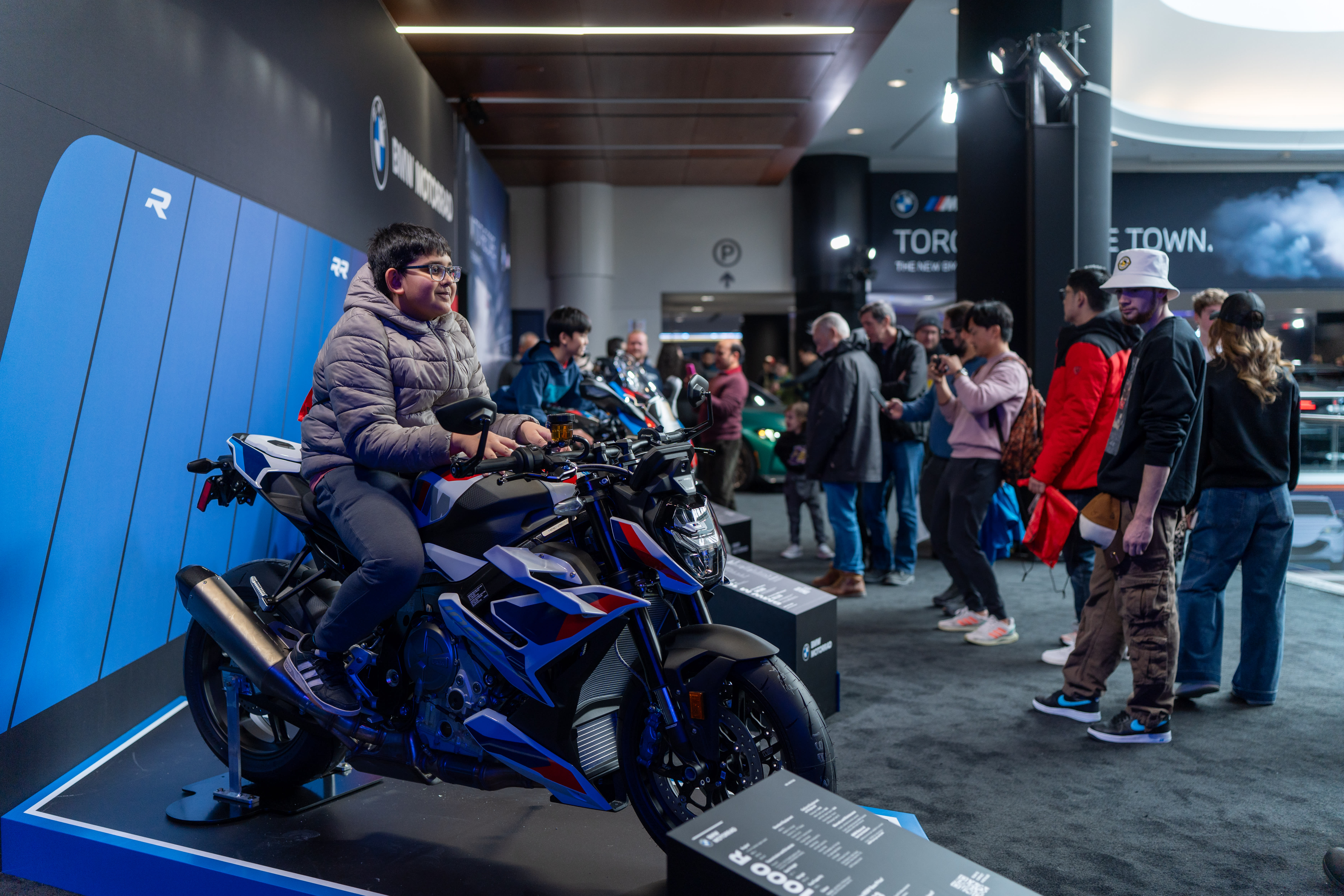 autoshow test drives